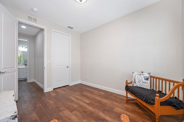 5966 Tanus Cir, Rocklin, CA 95677