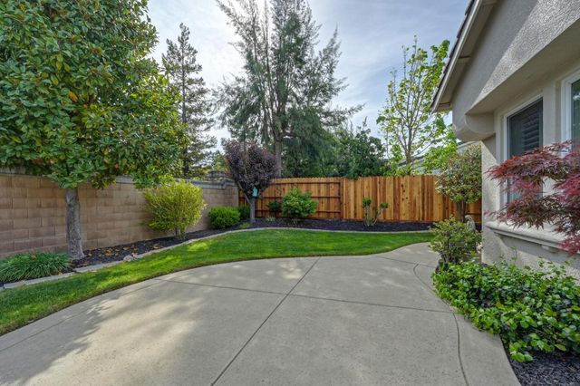 5966 Tanus Cir, Rocklin, CA 95677