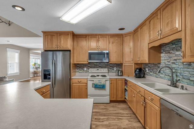 128 N HALE ST, Grantsville, UT 84029