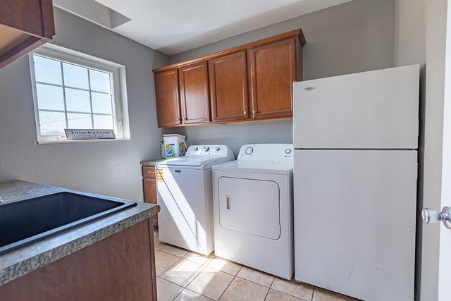 18877 E 1200 Road, Stockton, MO 65785