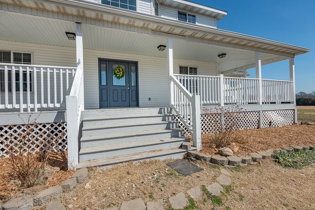 18877 E 1200 Road, Stockton, MO 65785