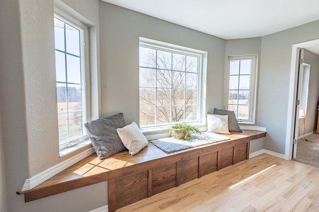 18877 E 1200 Road, Stockton, MO 65785