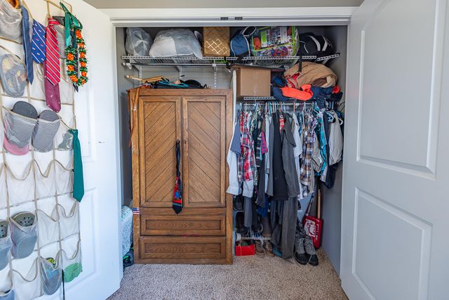 18877 E 1200 Road, Stockton, MO 65785