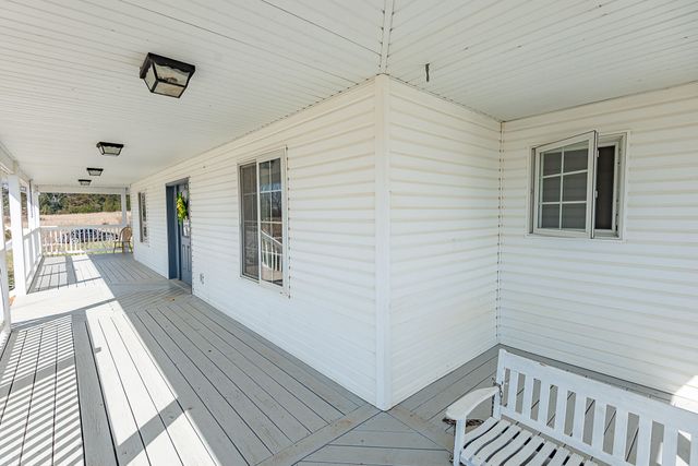 18877 E 1200 Road, Stockton, MO 65785