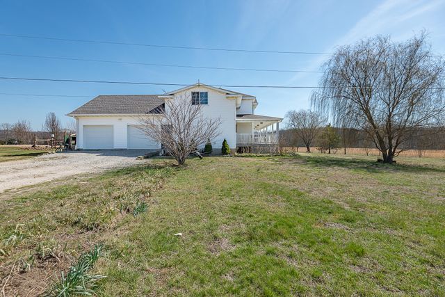 18877 E 1200 Road, Stockton, MO 65785