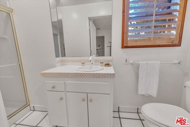 9864 Yoakum Drive, Beverly Hills, CA 90210