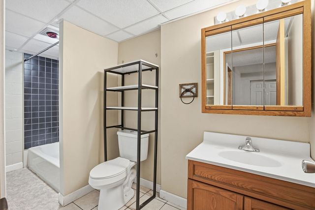 2137 Vine Street, Davenport, IA 52804