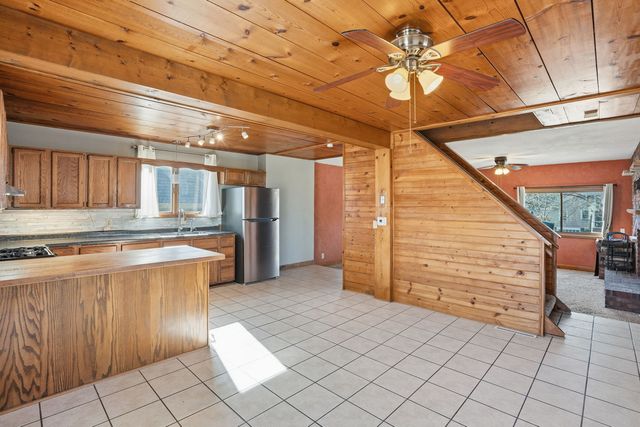 2137 Vine Street, Davenport, IA 52804