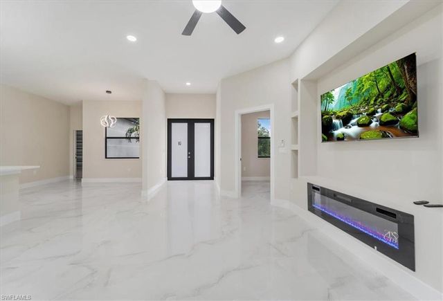 915 Anthony ST E, Lehigh Acres, FL 33974