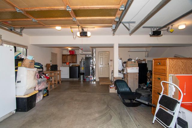 323 Roan Drive, Grants Pass, OR 97526