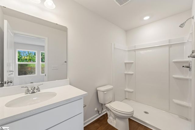 127 Cloverfield Lane, Spartanburg, SC 29303