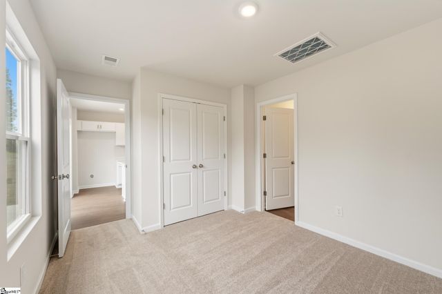 127 Cloverfield Lane, Spartanburg, SC 29303