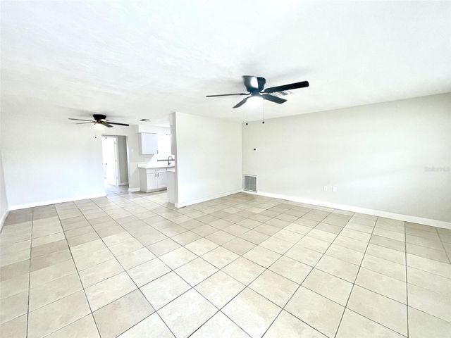 102 S JEFFERSON STREET, Beverly Hills, FL 34465