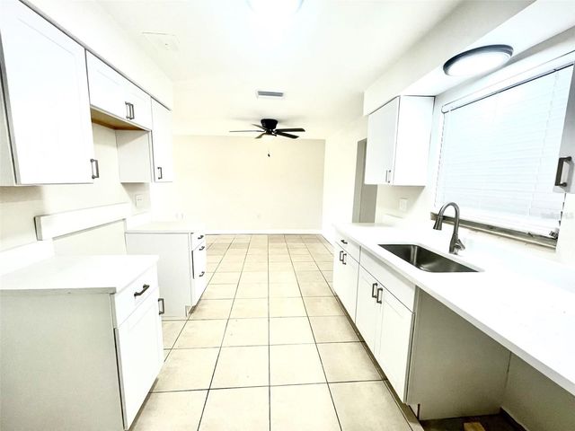 102 S JEFFERSON STREET, Beverly Hills, FL 34465