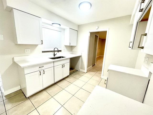 102 S JEFFERSON STREET, Beverly Hills, FL 34465