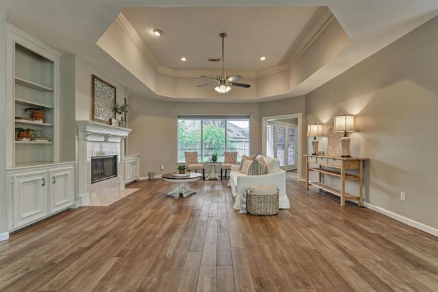 11603 Vailrun Drive, Houston, TX 77070