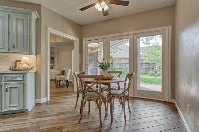 11603 Vailrun Drive, Houston, TX 77070