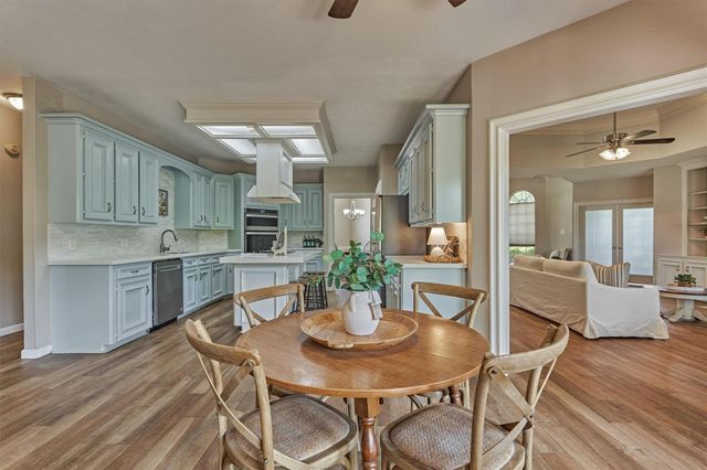 11603 Vailrun Drive, Houston, TX 77070