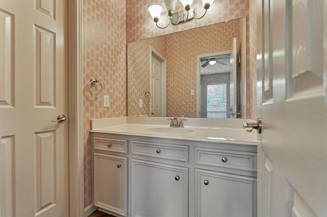 11603 Vailrun Drive, Houston, TX 77070