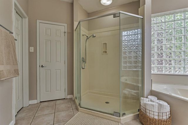 11603 Vailrun Drive, Houston, TX 77070