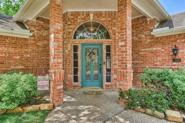 11603 Vailrun Drive, Houston, TX 77070