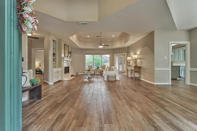 11603 Vailrun Drive, Houston, TX 77070