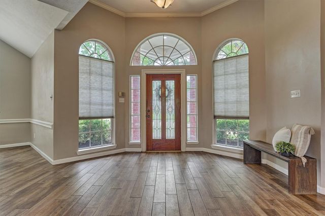 11603 Vailrun Drive, Houston, TX 77070