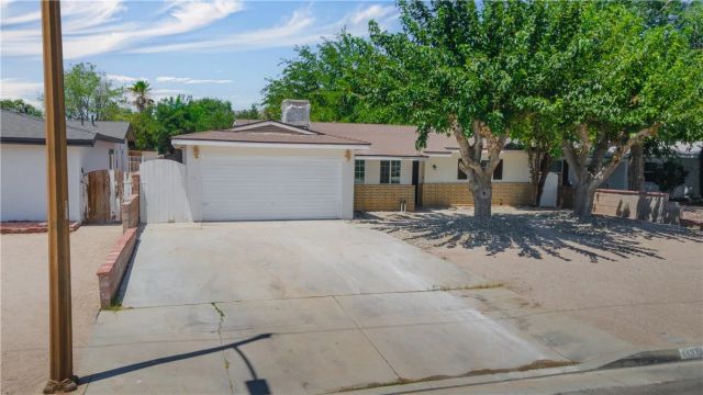 44933 16th West, Lancaster, CA 93534