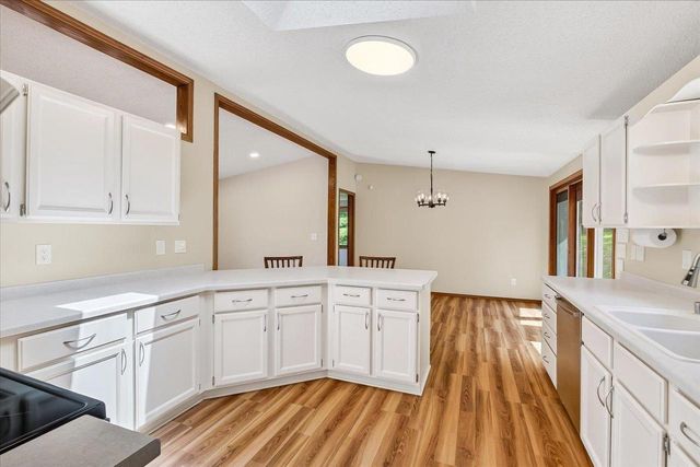 N3977 Meadow Drive, Cambridge, WI 53523