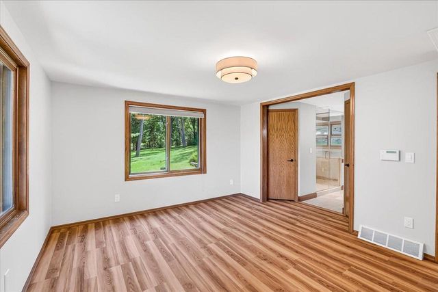 N3977 Meadow Drive, Cambridge, WI 53523