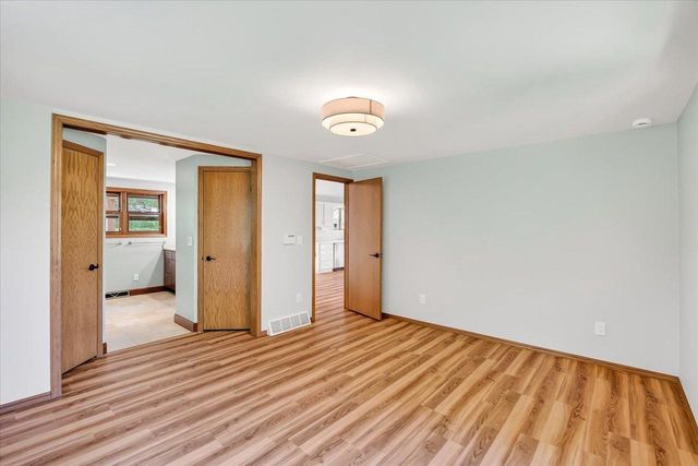 N3977 Meadow Drive, Cambridge, WI 53523