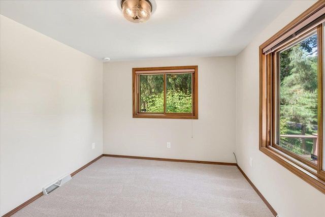N3977 Meadow Drive, Cambridge, WI 53523