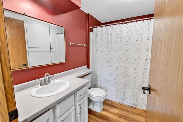N3977 Meadow Drive, Cambridge, WI 53523