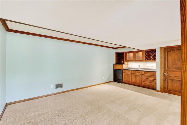 N3977 Meadow Drive, Cambridge, WI 53523