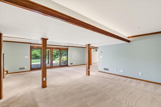 N3977 Meadow Drive, Cambridge, WI 53523