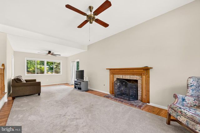 13008 STURBRIDGE RD, Woodbridge, VA 22192