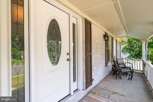 13008 STURBRIDGE RD, Woodbridge, VA 22192