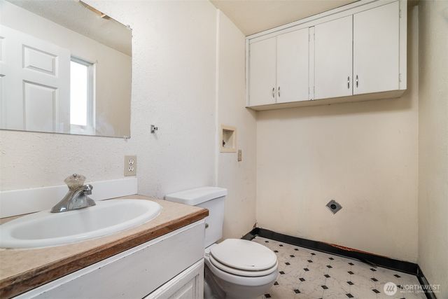 715 S 141st Street, Tacoma, WA 98444