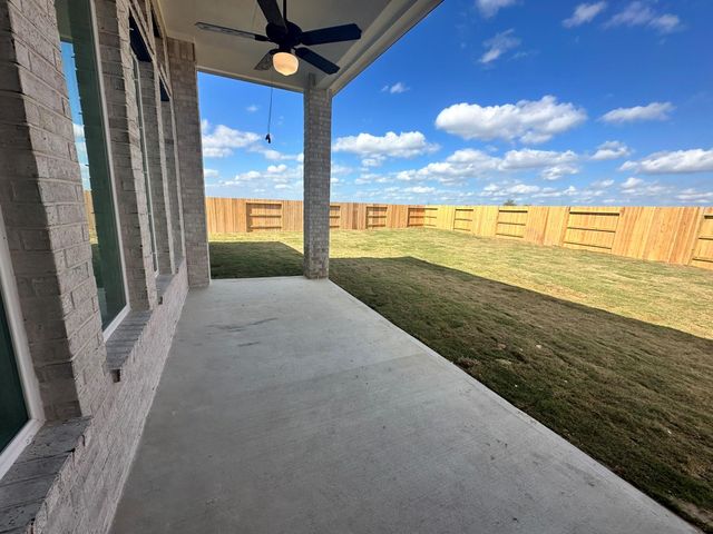 2506 Caspian Creek Lane, Iowa Colony, TX 77583