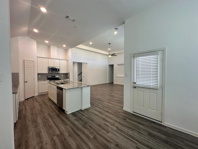 2506 Caspian Creek Lane, Iowa Colony, TX 77583