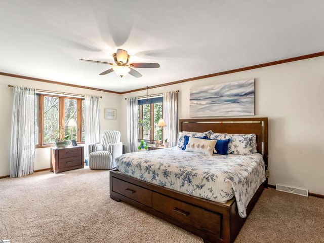 208 Overcreek Road, Greenville, SC 29607