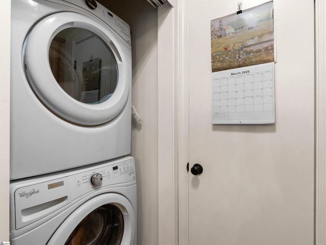 208 Overcreek Road, Greenville, SC 29607