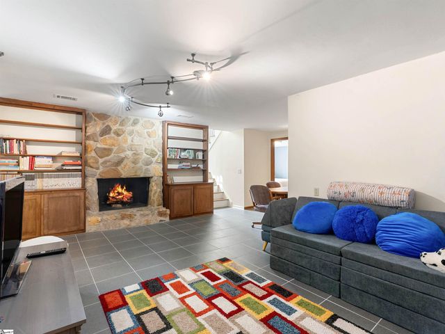 208 Overcreek Road, Greenville, SC 29607