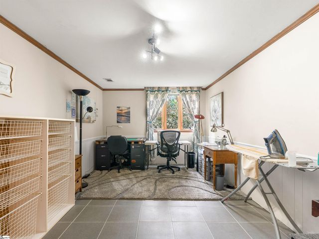 208 Overcreek Road, Greenville, SC 29607