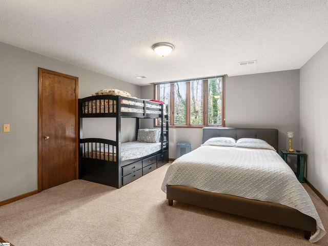 208 Overcreek Road, Greenville, SC 29607