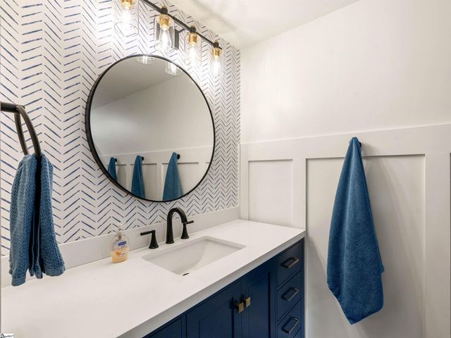 208 Overcreek Road, Greenville, SC 29607