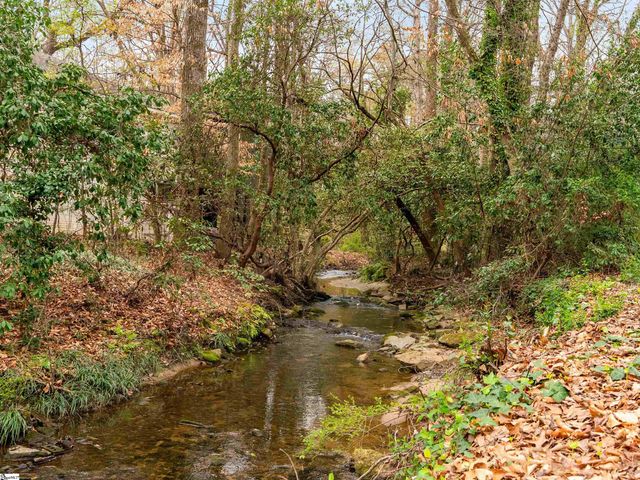 208 Overcreek Road, Greenville, SC 29607