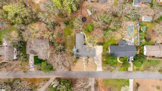 208 Overcreek Road, Greenville, SC 29607