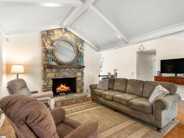 208 Overcreek Road, Greenville, SC 29607