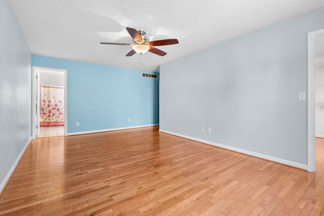 6737 Annandale Drive, Kalamazoo, MI 49009